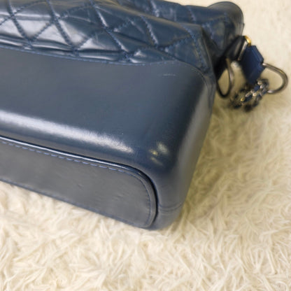 Chanel Quilted Leather Chain Shoulder Bag (Pre-Owned)