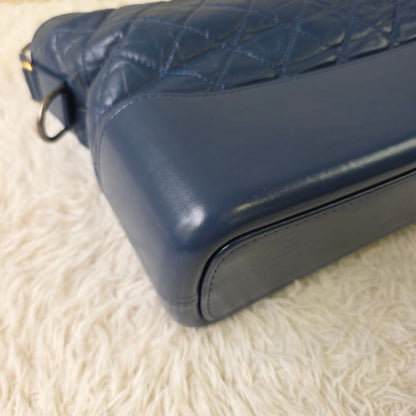 Chanel Quilted Leather Chain Shoulder Bag (Pre-Owned)