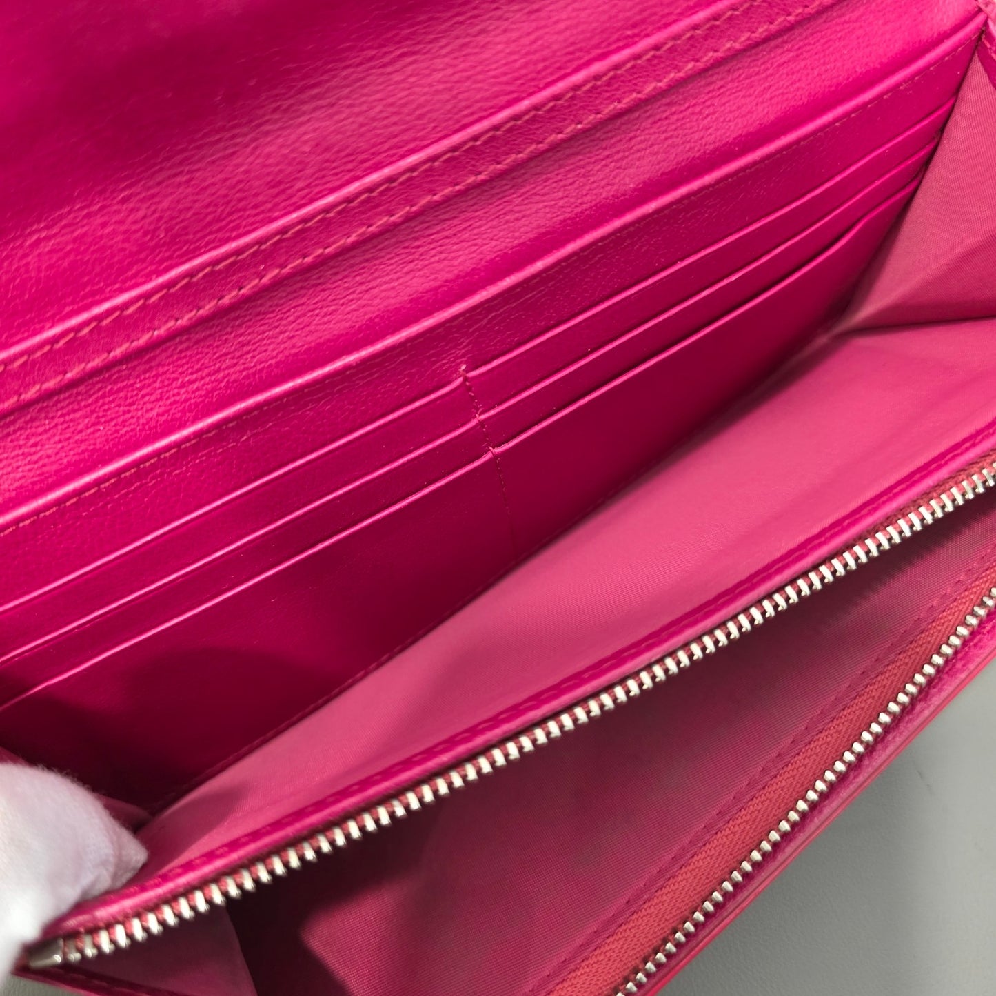 Dior Cannage Patent Leather Long Wallet (Pre-Owned)