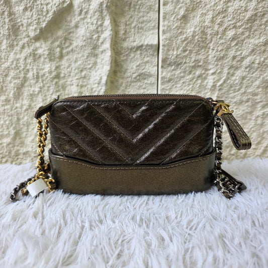 Chanel Chevron Quilted Chain Wallet Bag (Pre-Owned)