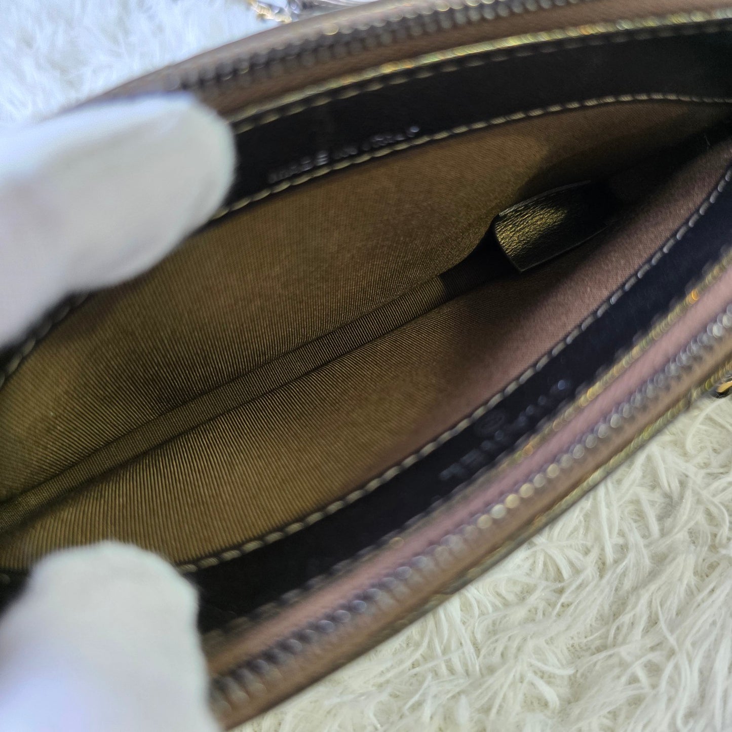 Chanel Chevron Quilted Chain Wallet Bag (Pre-Owned)