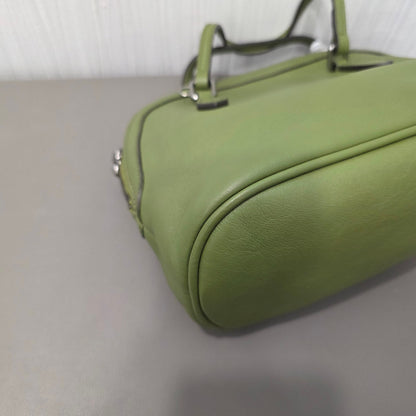 Gucci Leather Mini Chain Shoulder Bag (Pre-Owned)