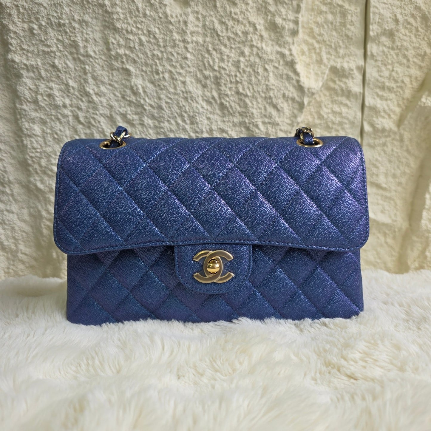 Chanel Quilted Metallic Leather Chain Wallet Bag (Pre-Owned)