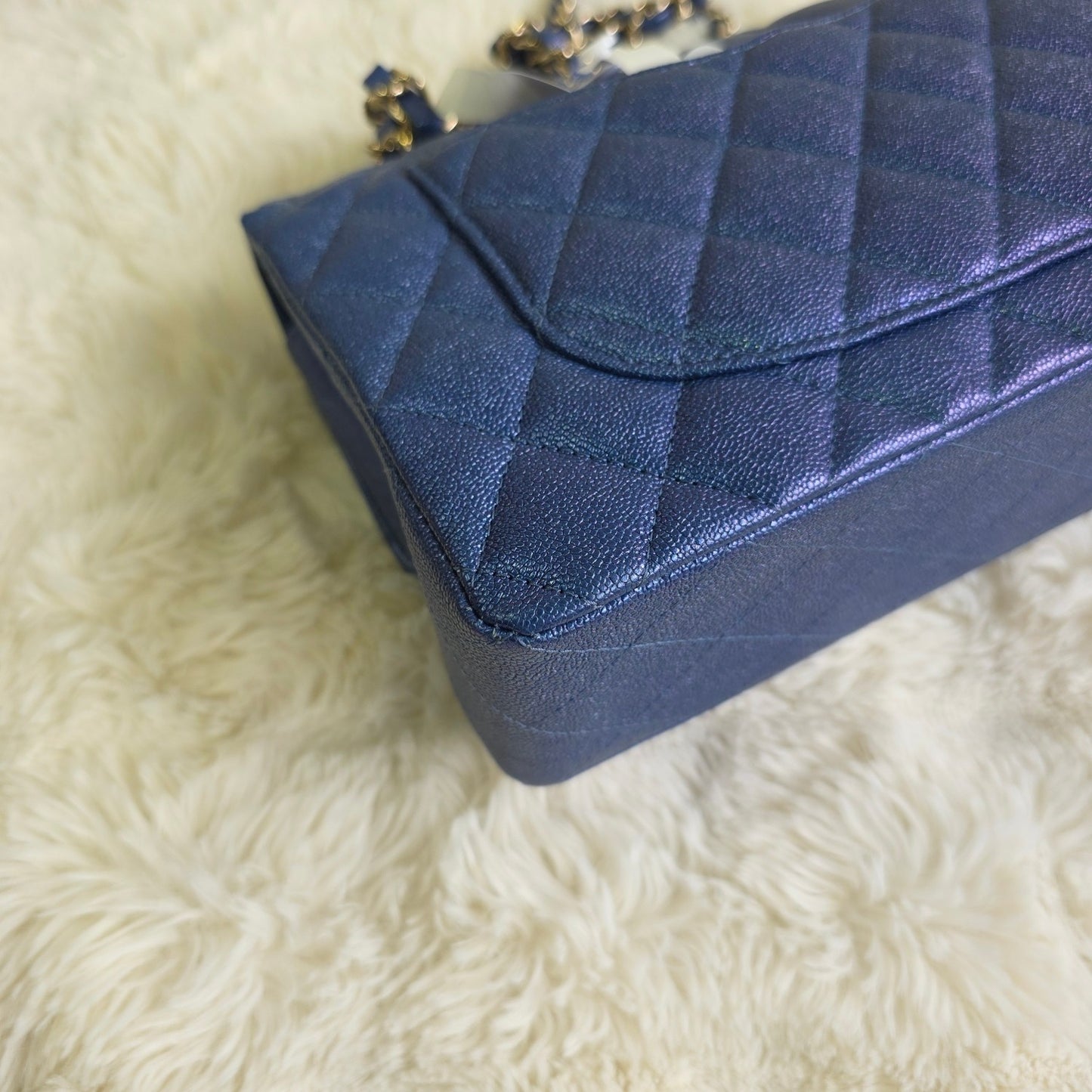 Chanel Quilted Metallic Leather Chain Wallet Bag (Pre-Owned)