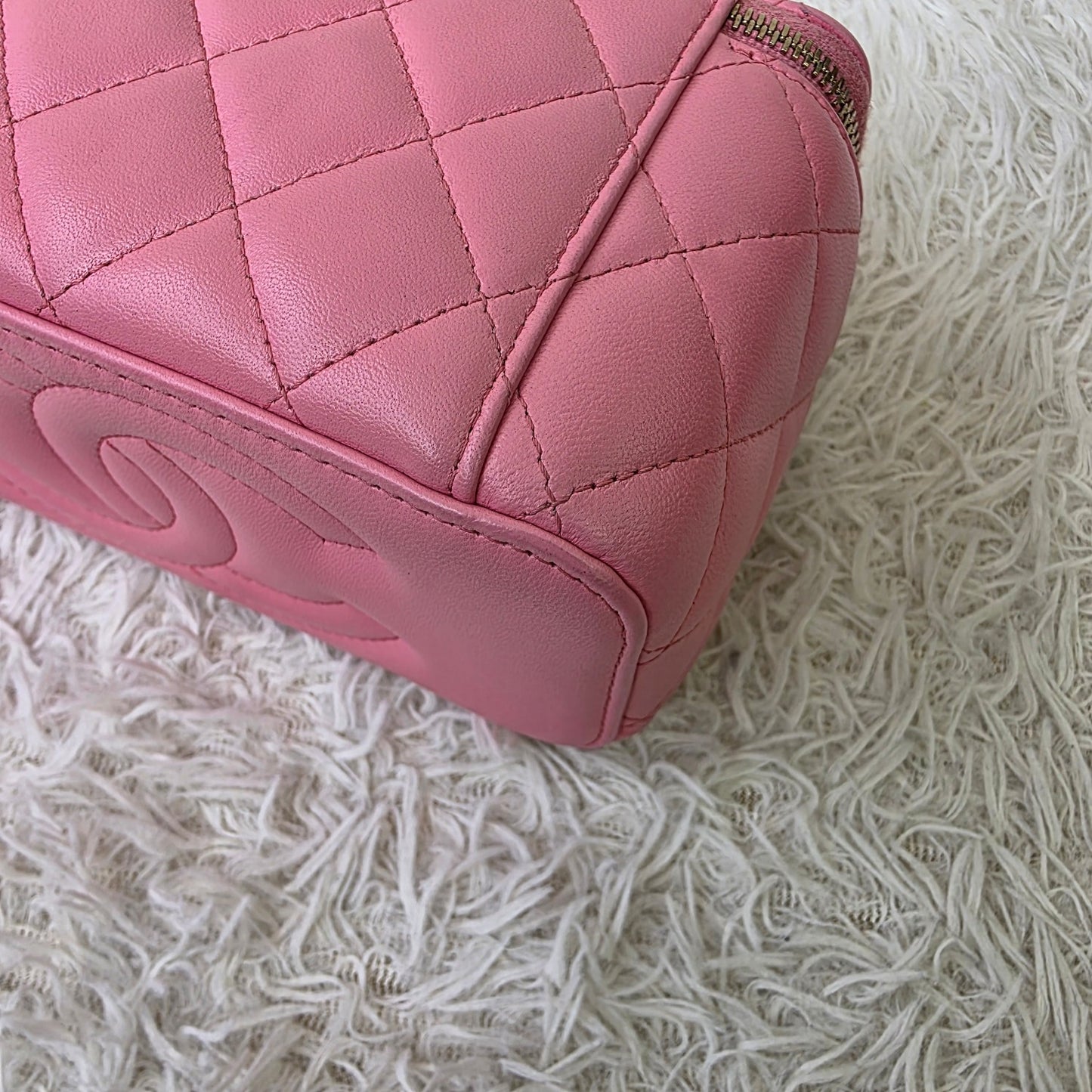 Chanel Quilted Vanity Chain Bag (Pre-Owned)