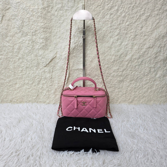 Chanel Quilted Vanity Chain Bag (Pre-Owned)