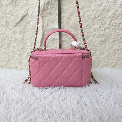 Chanel Quilted Vanity Chain Bag (Pre-Owned)
