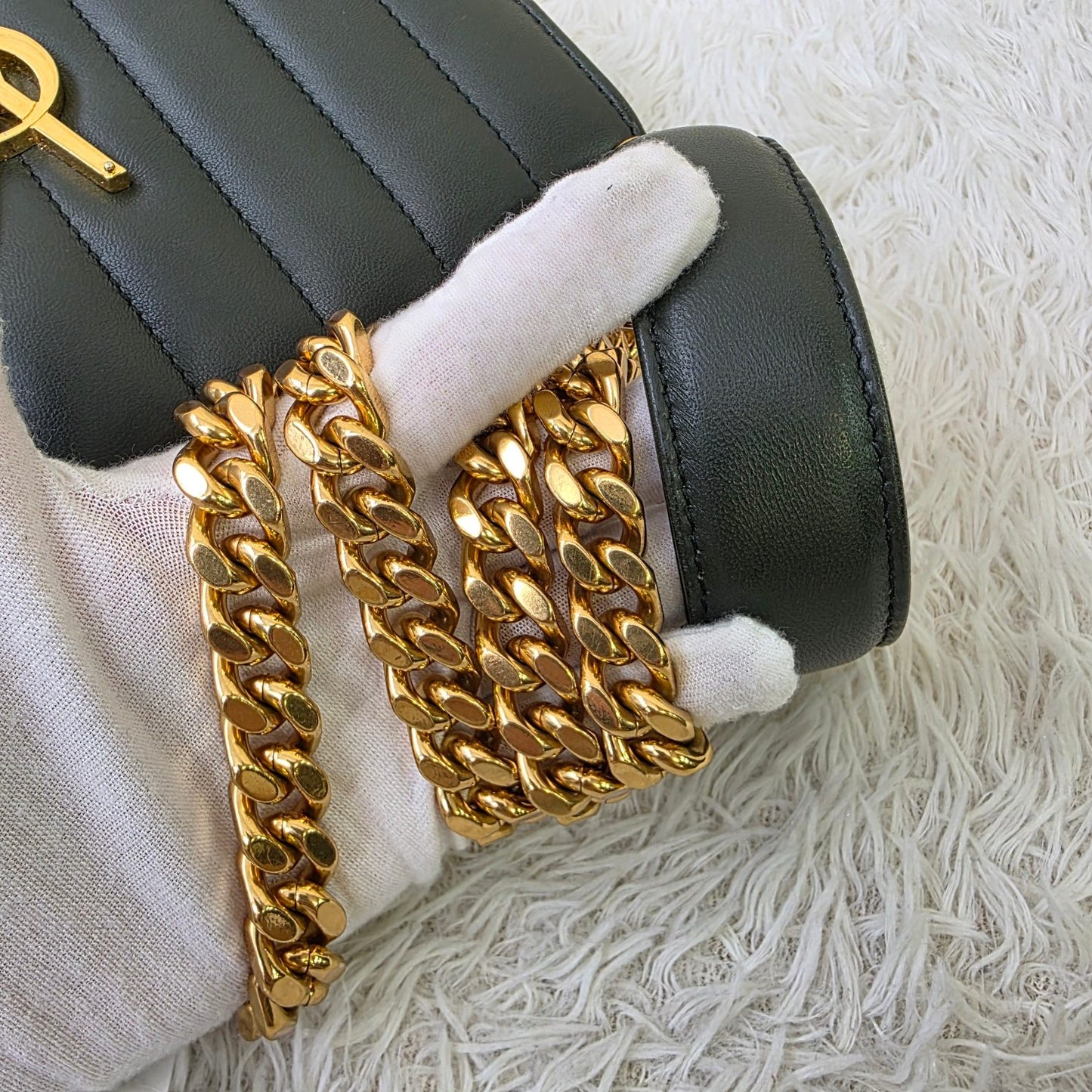 Saint Laurent Vertical Quilted Chain Shoulder Bag (Pre-Owned)