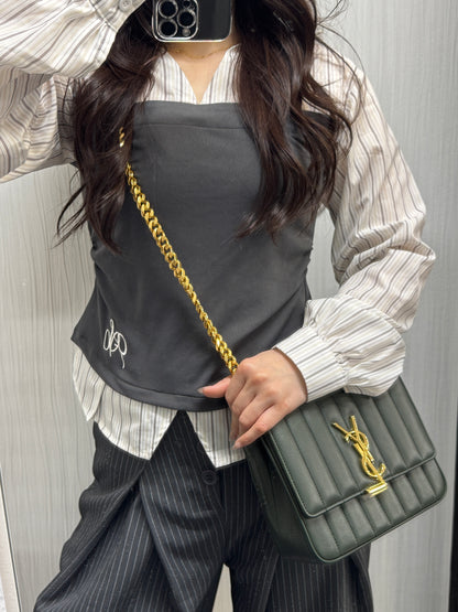 Saint Laurent Vertical Quilted Chain Shoulder Bag (Pre-Owned)