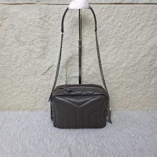 Saint Laurent Lou Camera Chain Shoulder Bag (Pre-Owned)