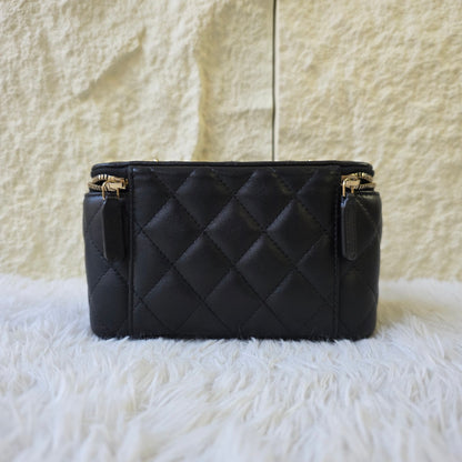 Chanel Quilted Vanity Chain Bag (Pre-Owned)