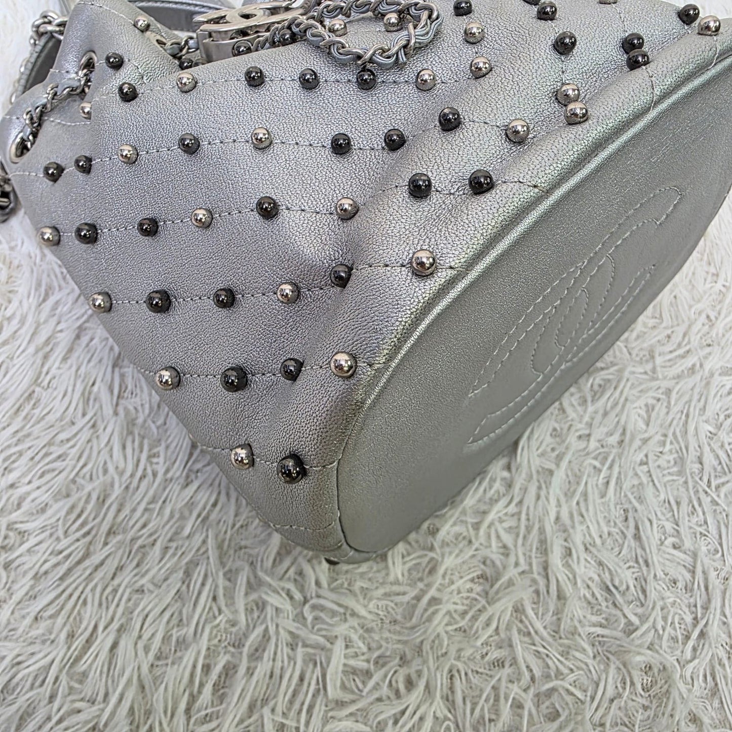 Chanel Studded Metallic Leather Drawstring Bucket Bag (Pre-Owned)