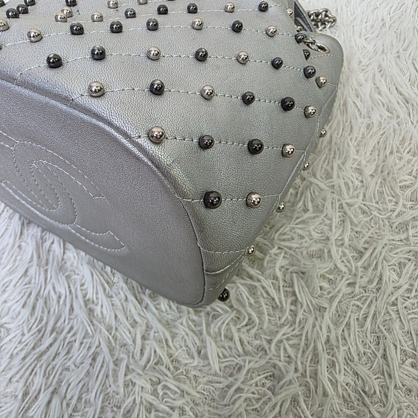 Chanel Studded Metallic Leather Drawstring Bucket Bag (Pre-Owned)