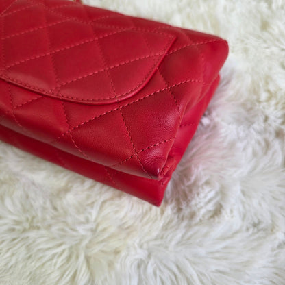 Chanel Quilted Leather Chain Shoulder Bag (Pre-Owned)