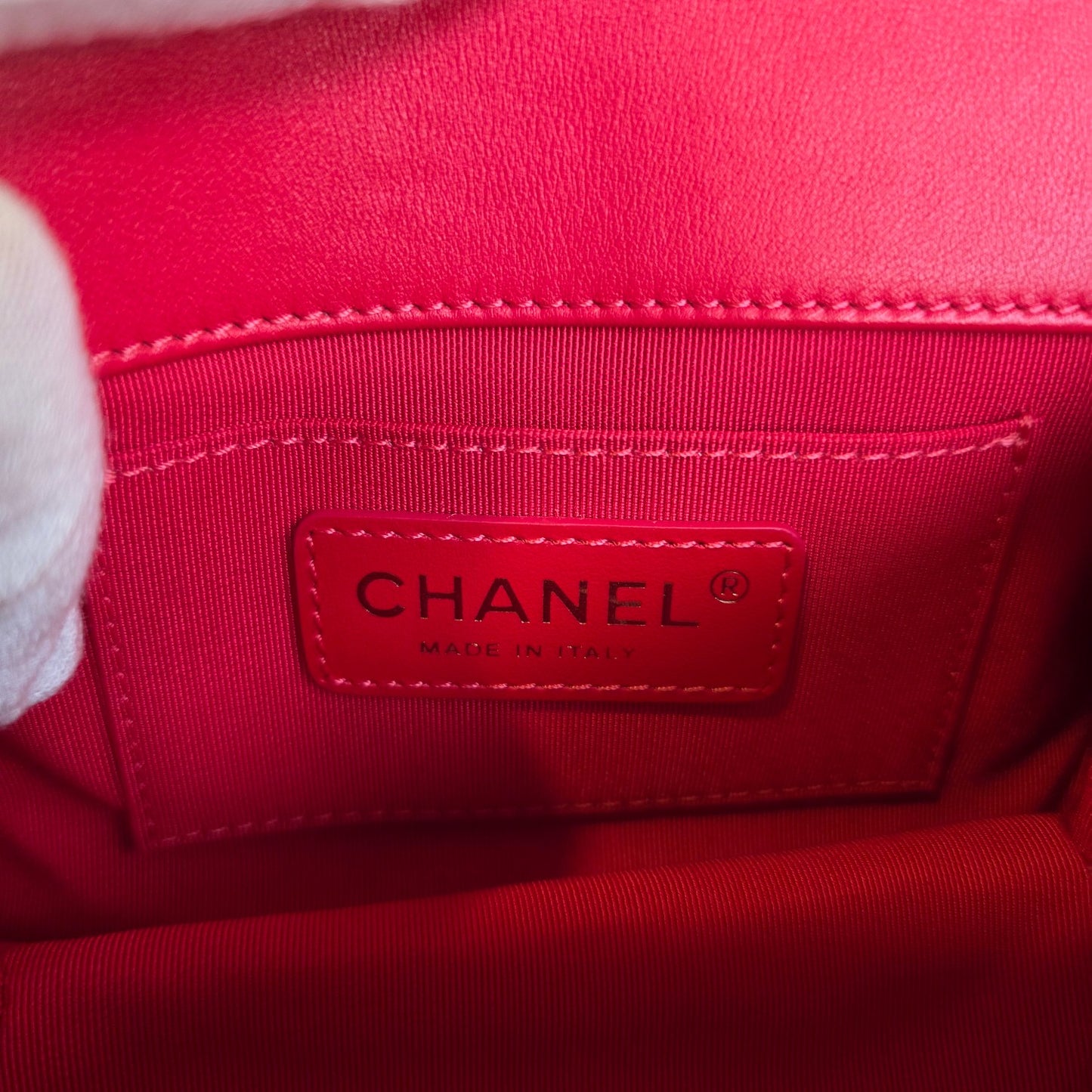 Chanel Quilted Leather Chain Shoulder Bag (Pre-Owned)