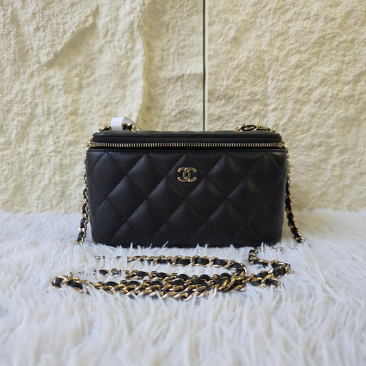 Chanel Quilted Vanity Chain Bag (Pre-Owned)