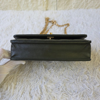 Chanel Quilted Leather Chain Wallet Bag (Pre-Owned)