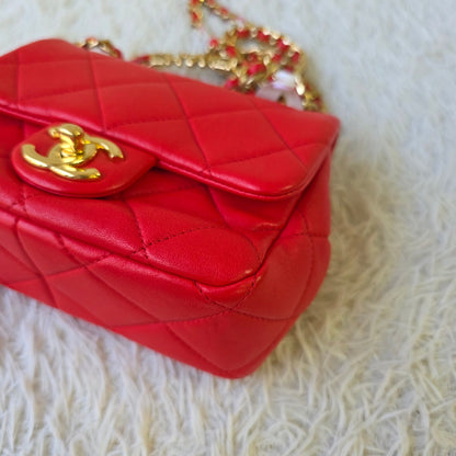Chanel Red Quilted Lambskin Mini Flap Bag (Pre-Owned)