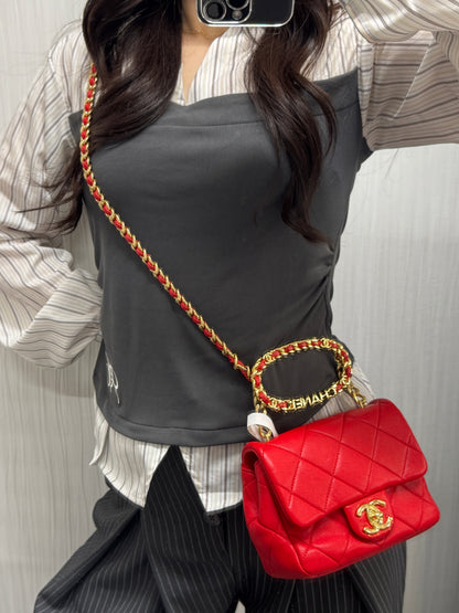 Chanel Red Quilted Lambskin Mini Flap Bag (Pre-Owned)