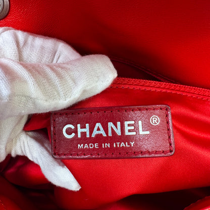 Chanel Red Quilted Lambskin Classic Flap Shoulder Bag (Pre-Owned)