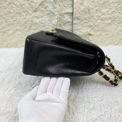 Chanel Black Quilted Caviar Leather Classic Flap Shoulder Bag (Pre-Owned)