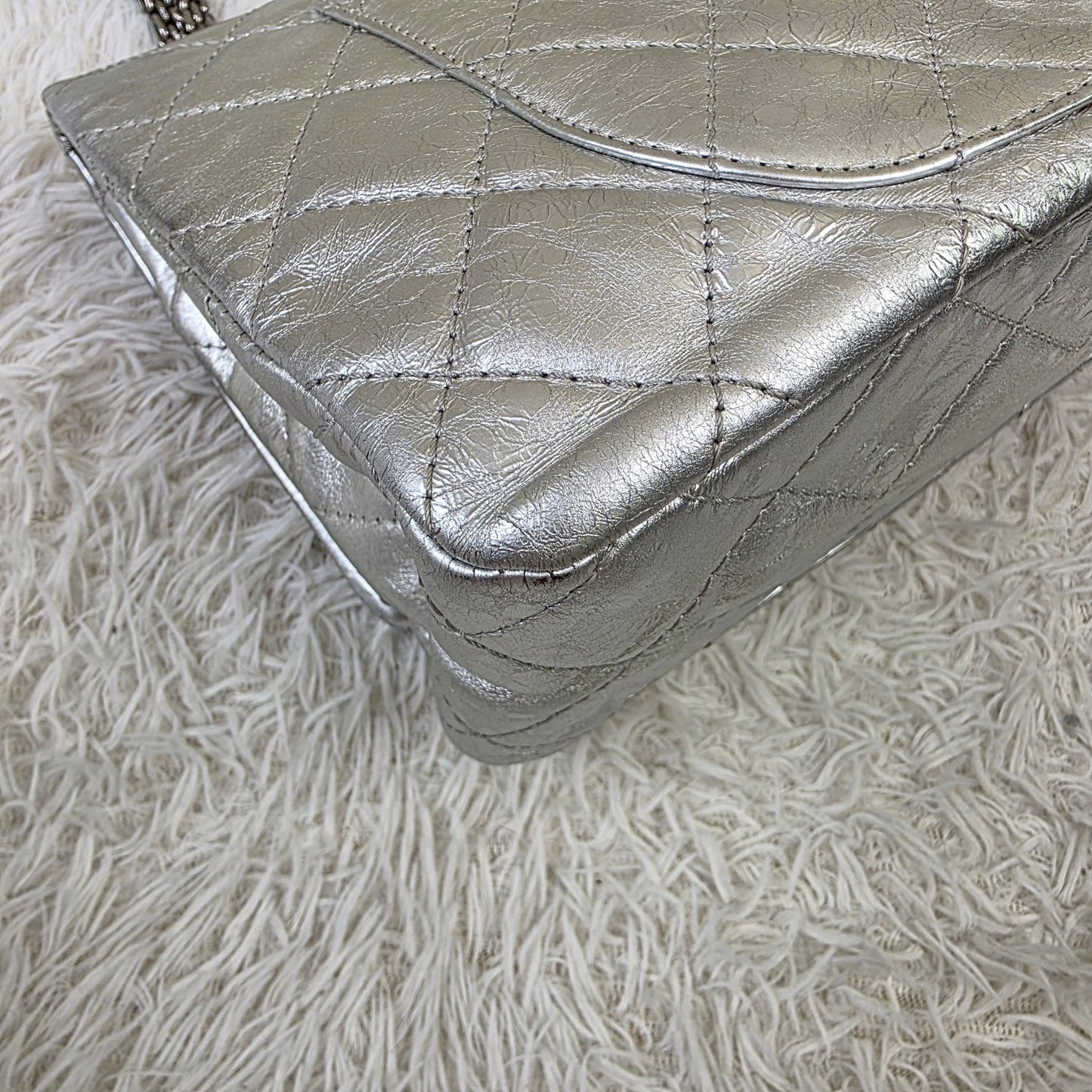 Chanel Silver Metallic Quilted Reissue Chain Shoulder Bag (Pre-Owned)