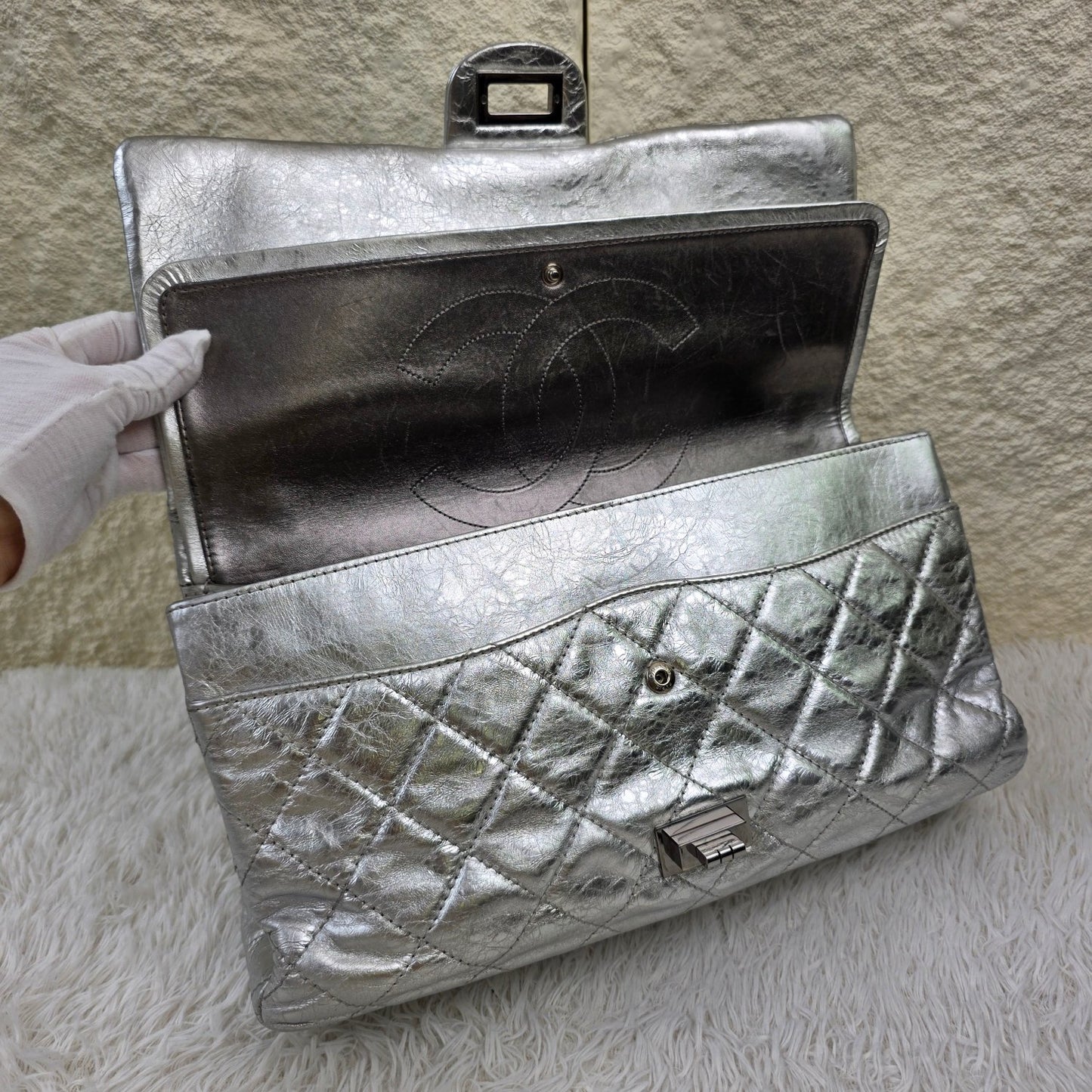 Chanel Silver Metallic Quilted Reissue Chain Shoulder Bag (Pre-Owned)