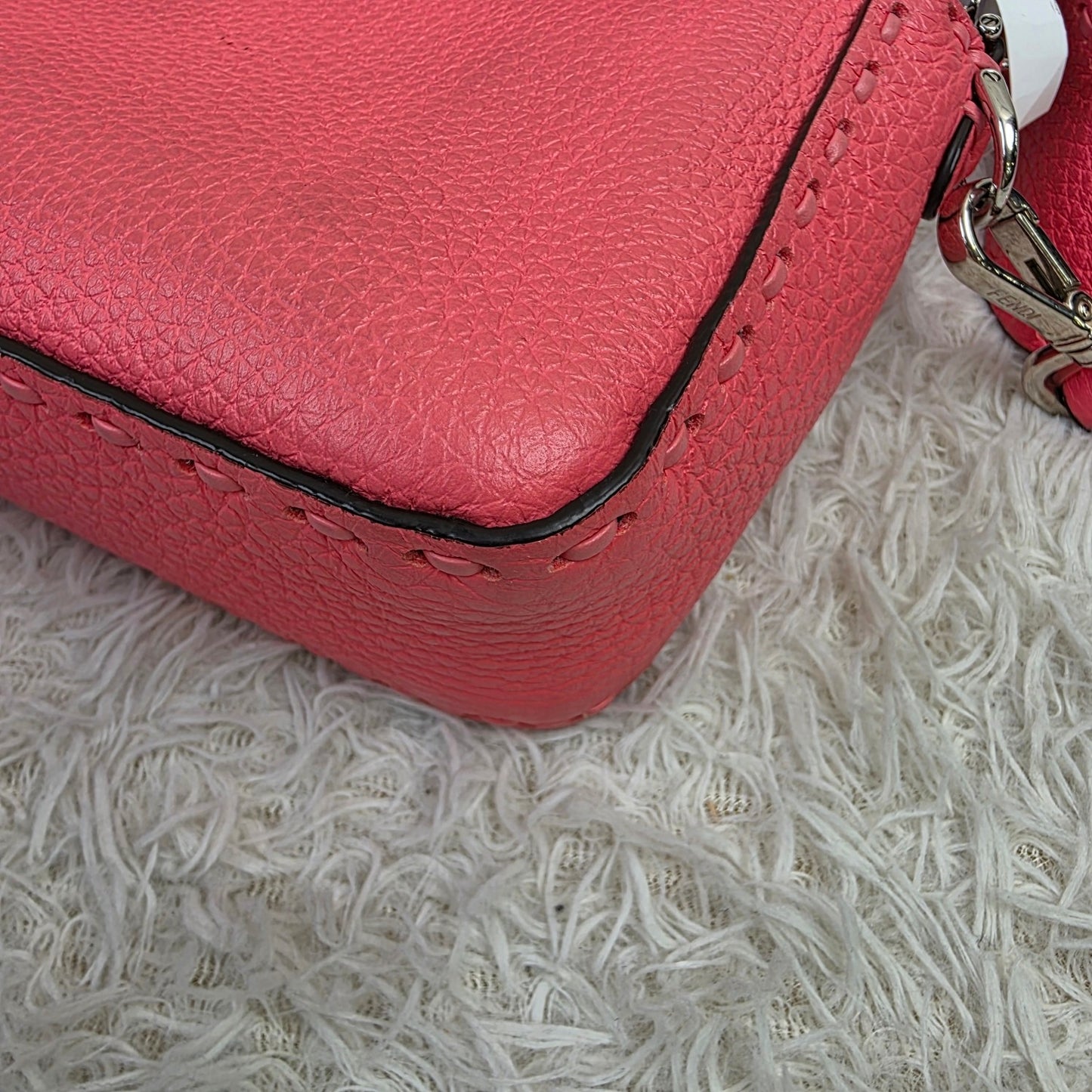 Fendi Pink Leather Baguette Shoulder Bag (Pre-Owned)