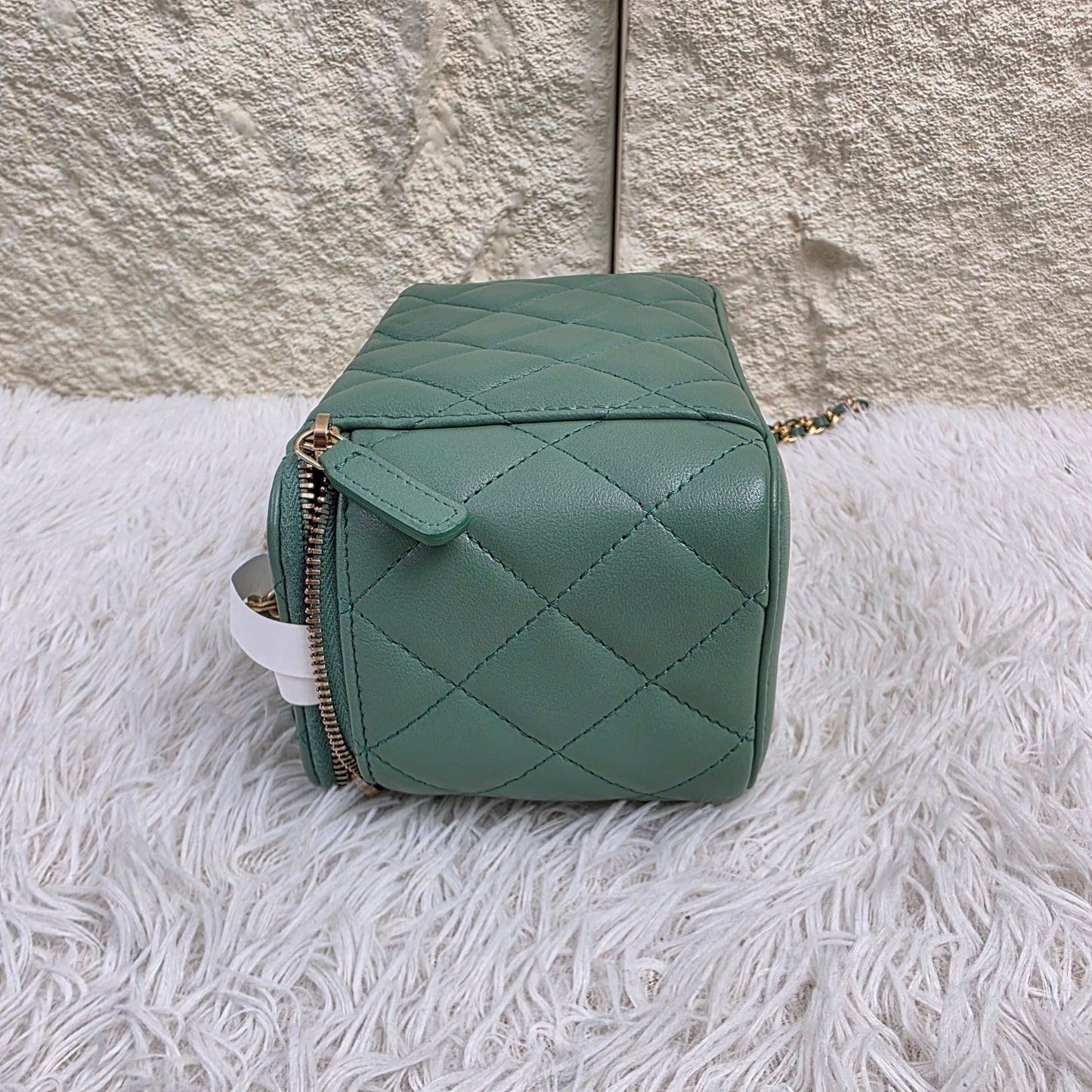 Chanel Green Quilted Leather Vanity Chain Shoulder Bag (Pre-Owned)