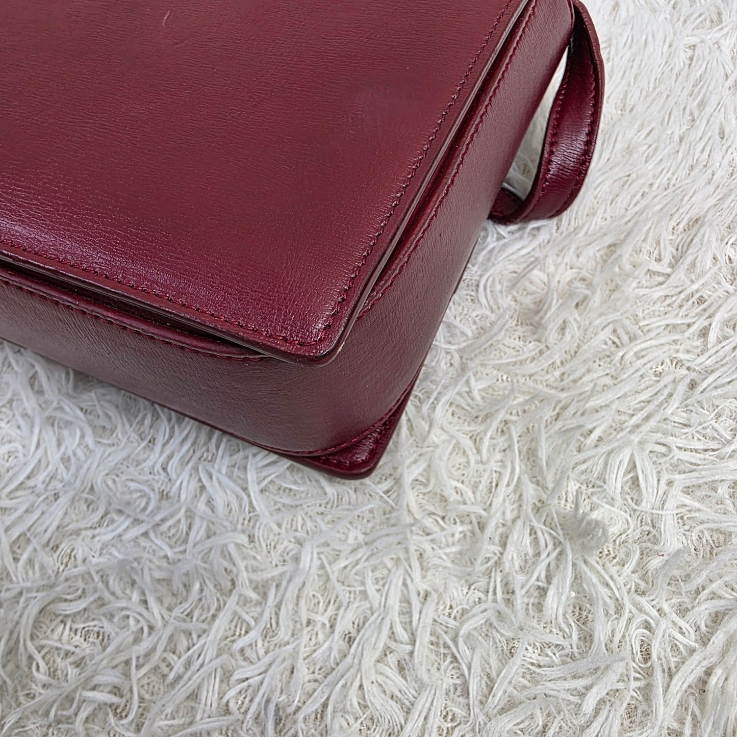 Saint Laurent Burgundy Leather Bellechasse Shoulder Bag (Pre-Owned)