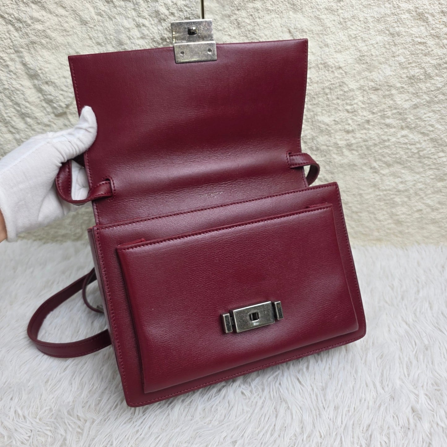 Saint Laurent Burgundy Leather Bellechasse Shoulder Bag (Pre-Owned)