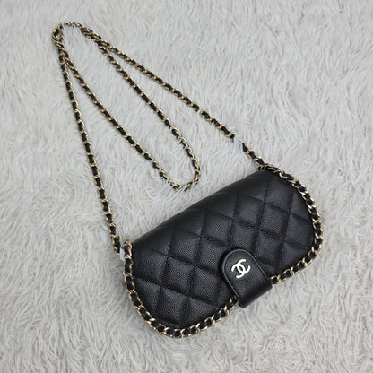 Chanel Black Quilted Caviar Leather Chain Crossbody Bag (Pre-Owned)