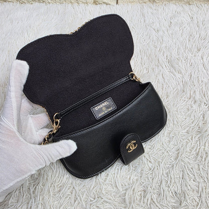 Chanel Black Quilted Caviar Leather Chain Crossbody Bag (Pre-Owned)