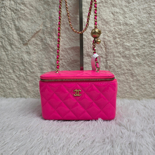 Chanel Hot Pink Quilted Leather Vanity Chain Shoulder Bag (Pre-Owned)