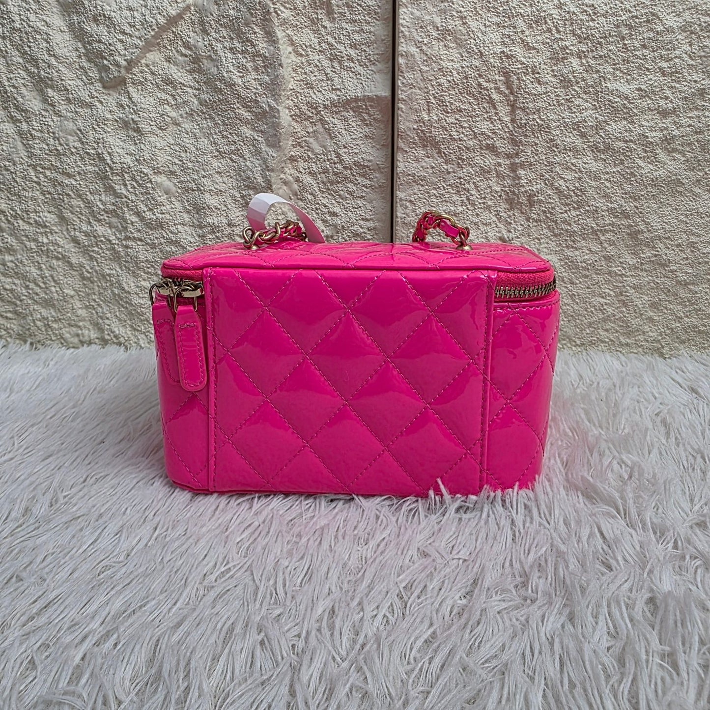 Chanel Hot Pink Quilted Leather Vanity Chain Shoulder Bag (Pre-Owned)