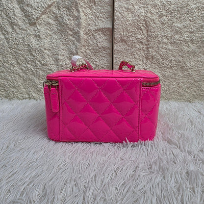 Chanel Hot Pink Quilted Leather Vanity Chain Shoulder Bag (Pre-Owned)