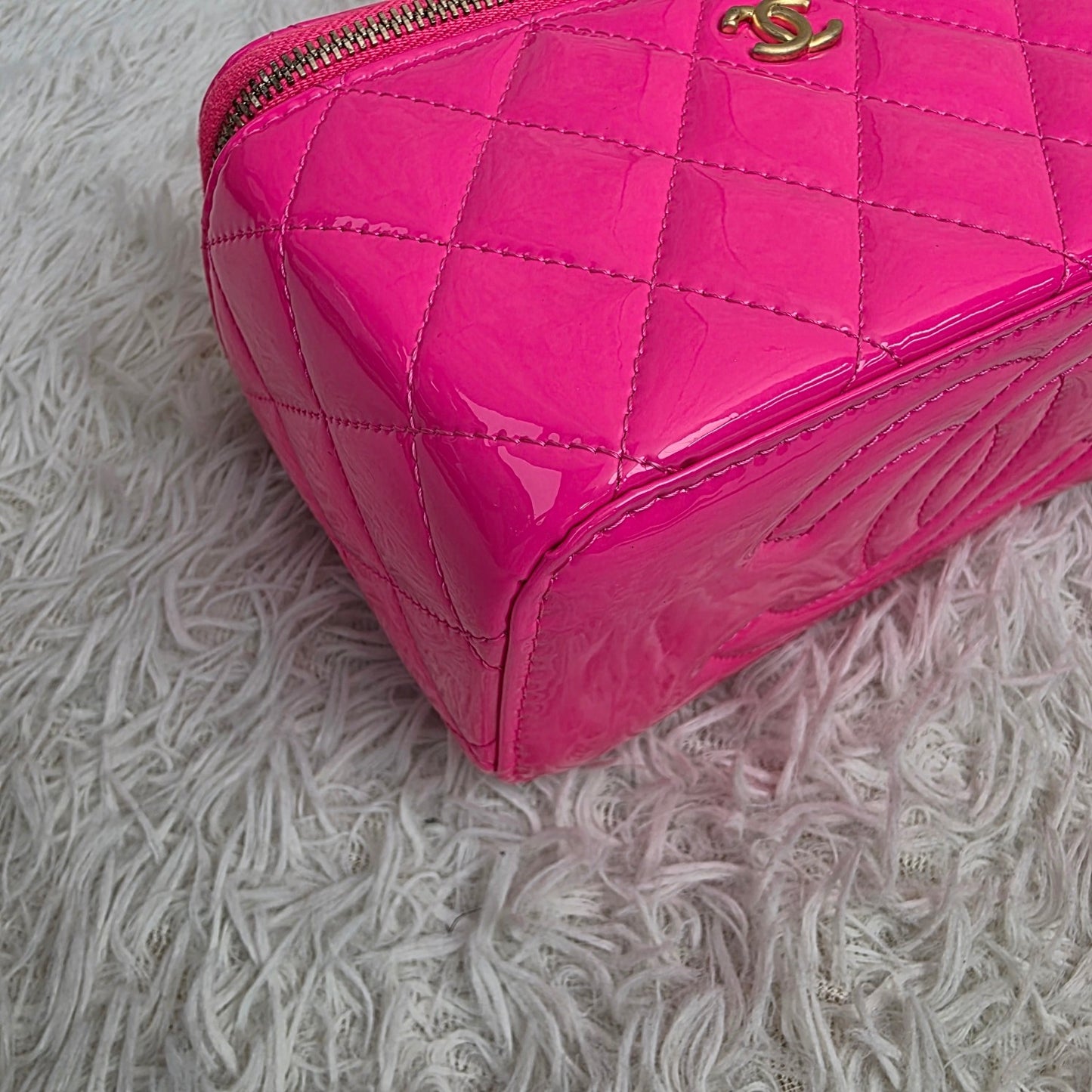Chanel Hot Pink Quilted Leather Vanity Chain Shoulder Bag (Pre-Owned)