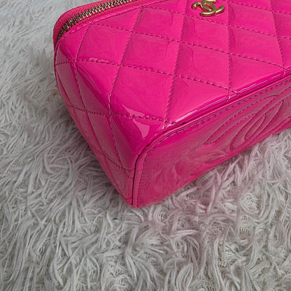 Chanel Hot Pink Quilted Leather Vanity Chain Shoulder Bag (Pre-Owned)