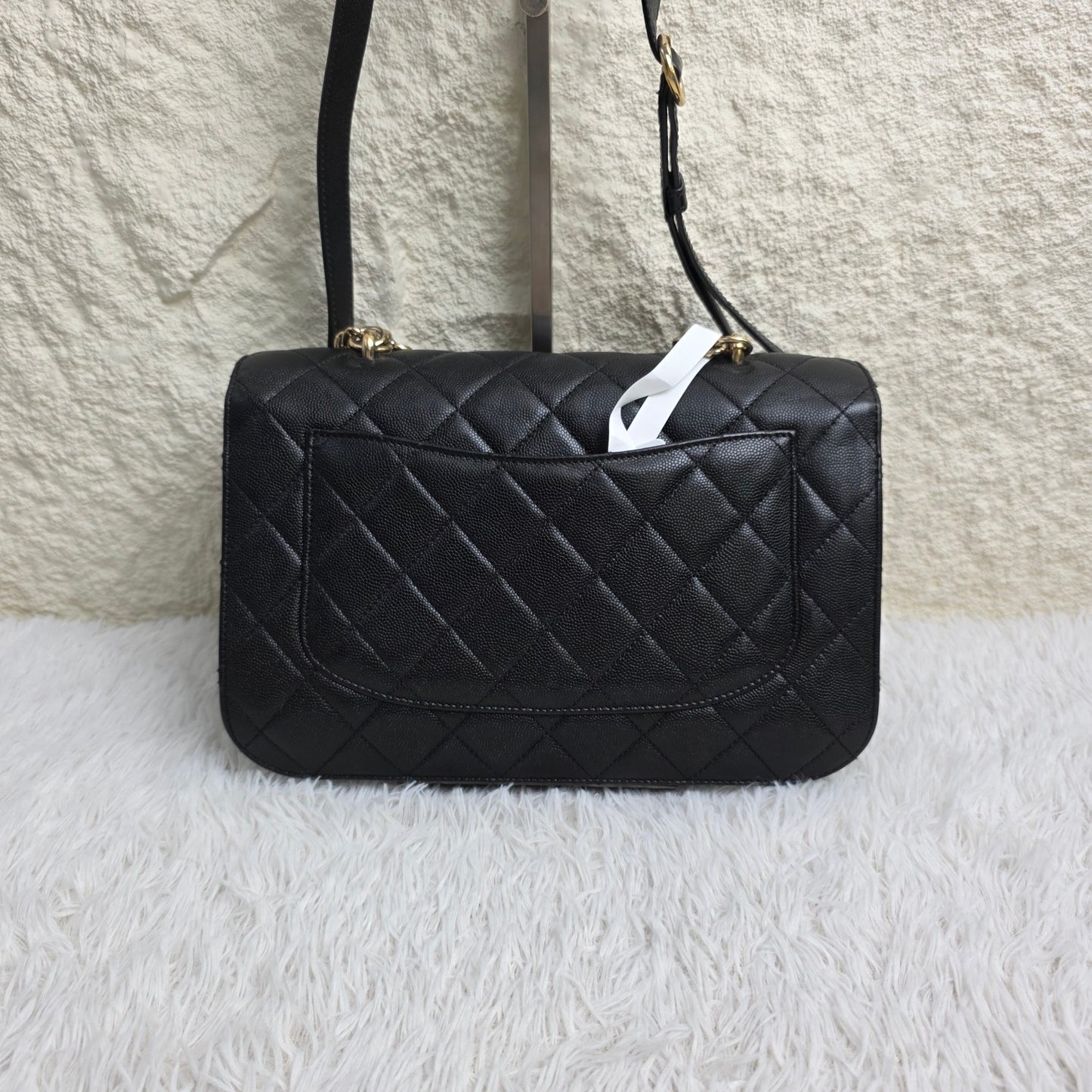 Chanel Black Quilted Leather Chain Shoulder Bag (Pre-Owned)