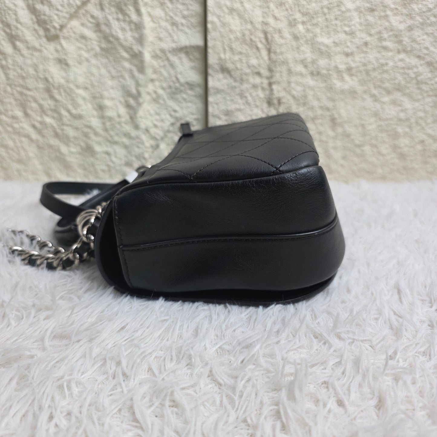 Chanel Black Quilted Leather Top Handle Chain Shoulder Bag (Pre-Owned)