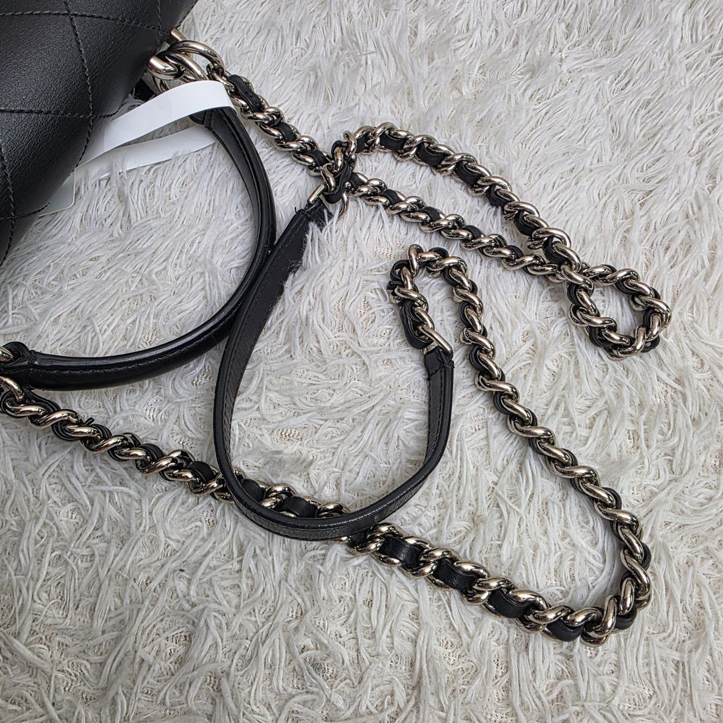 Chanel Black Quilted Leather Top Handle Chain Shoulder Bag (Pre-Owned)