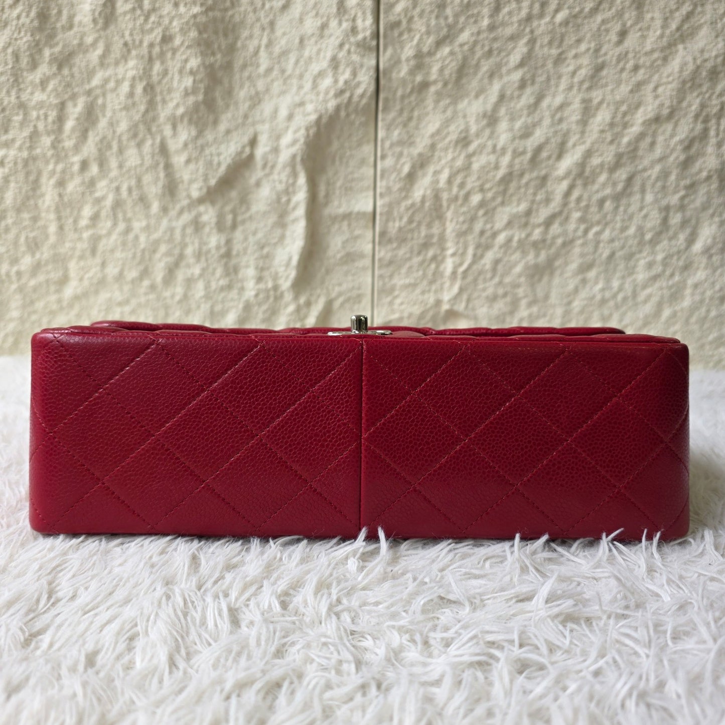 Chanel Red Quilted Caviar Leather Classic Flap Shoulder Bag (Pre-Owned)