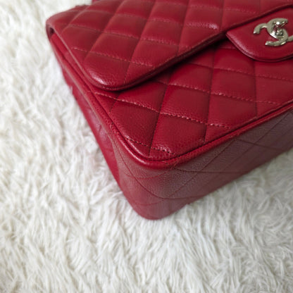 Chanel Red Quilted Caviar Leather Classic Flap Shoulder Bag (Pre-Owned)