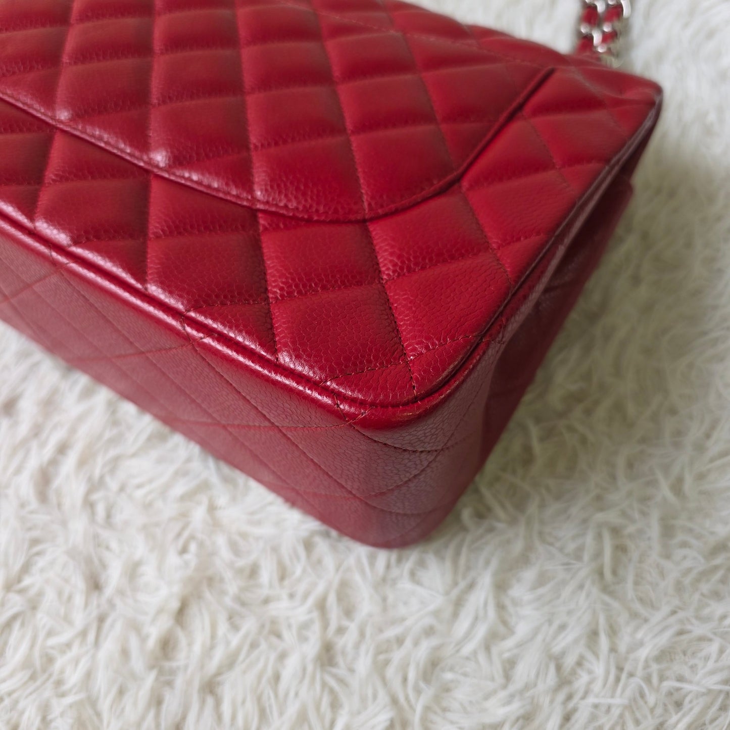 Chanel Red Quilted Caviar Leather Classic Flap Shoulder Bag (Pre-Owned)