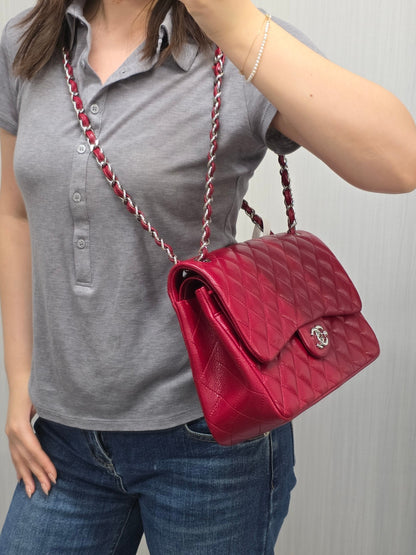 Chanel Red Quilted Caviar Leather Classic Flap Shoulder Bag (Pre-Owned)