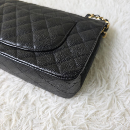 Chanel Black Quilted Caviar Leather Classic Flap Shoulder Bag (Pre-Owned)