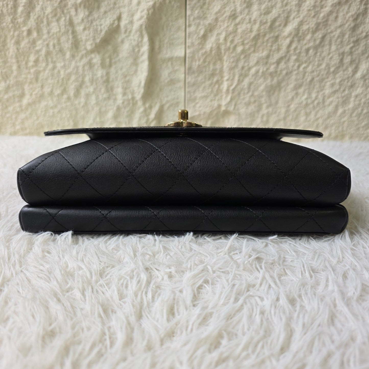 Chanel Black Quilted Leather Top Handle Chain Shoulder Bag (Pre-Owned)