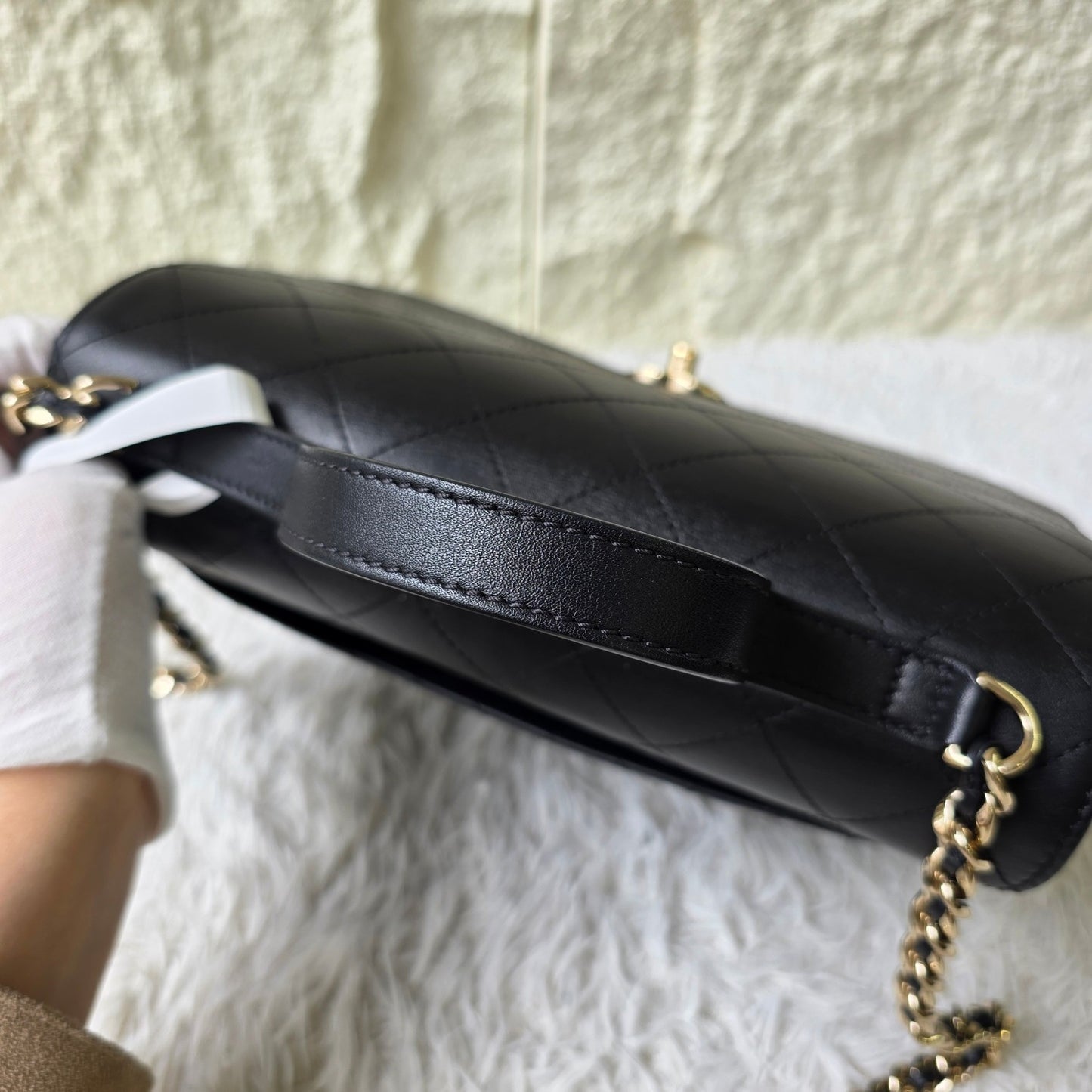 Chanel Black Quilted Leather Top Handle Chain Shoulder Bag (Pre-Owned)