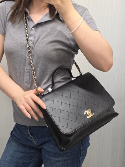 Chanel Black Quilted Leather Top Handle Chain Shoulder Bag (Pre-Owned)