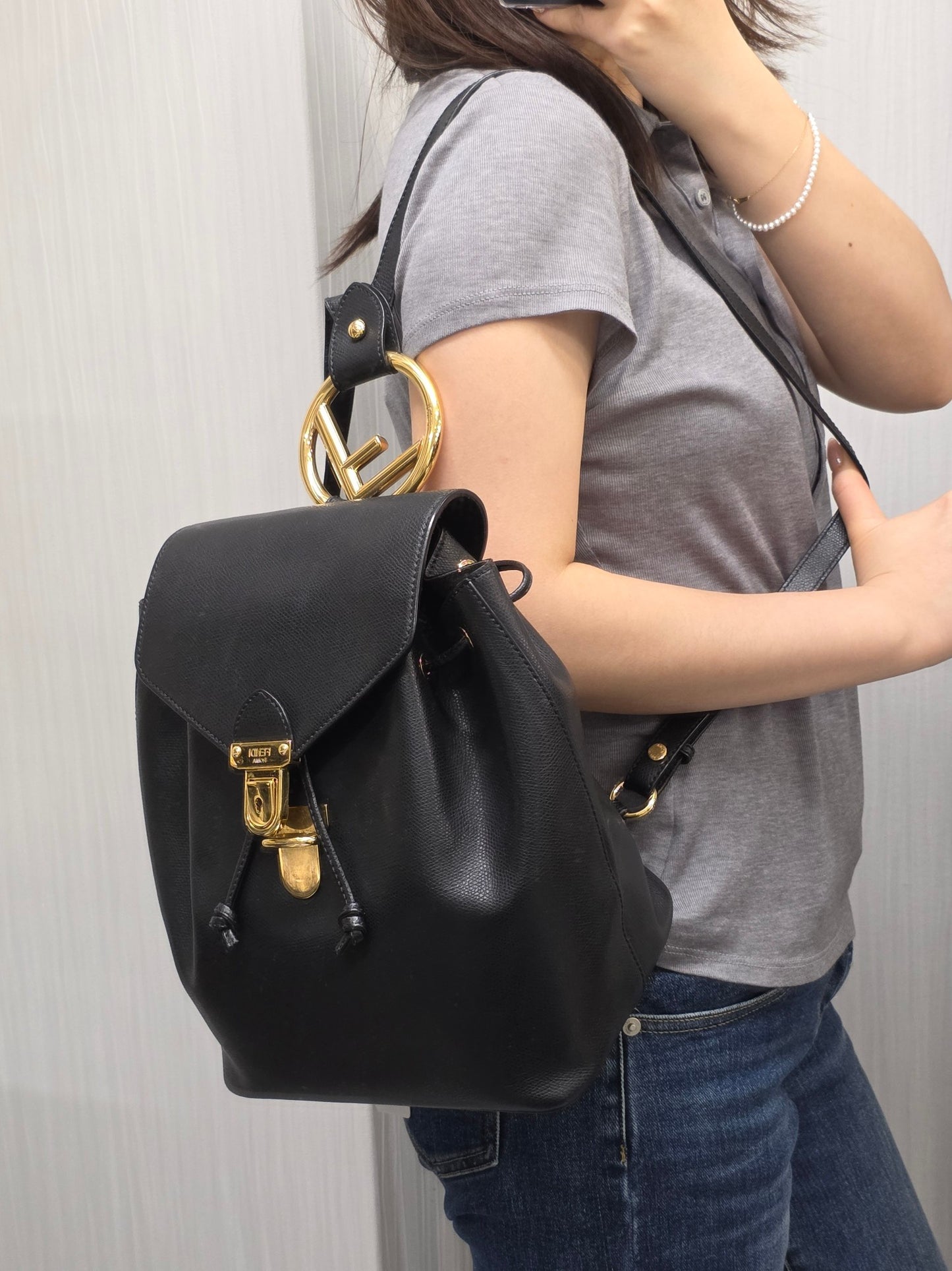 Fendi Black Leather Backpack (Pre-Owned)